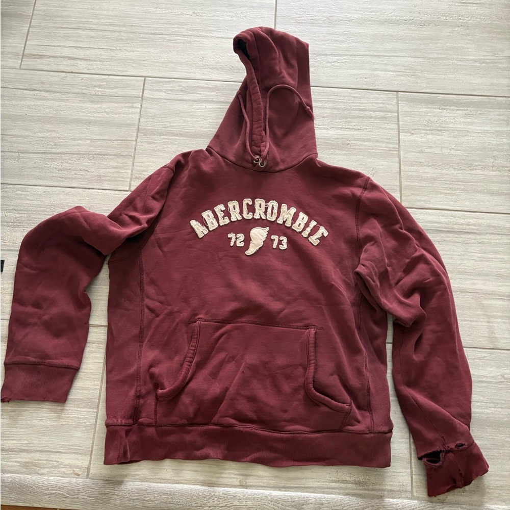 Abercrombie & Fitch distressed Men's Maroon Hoodie